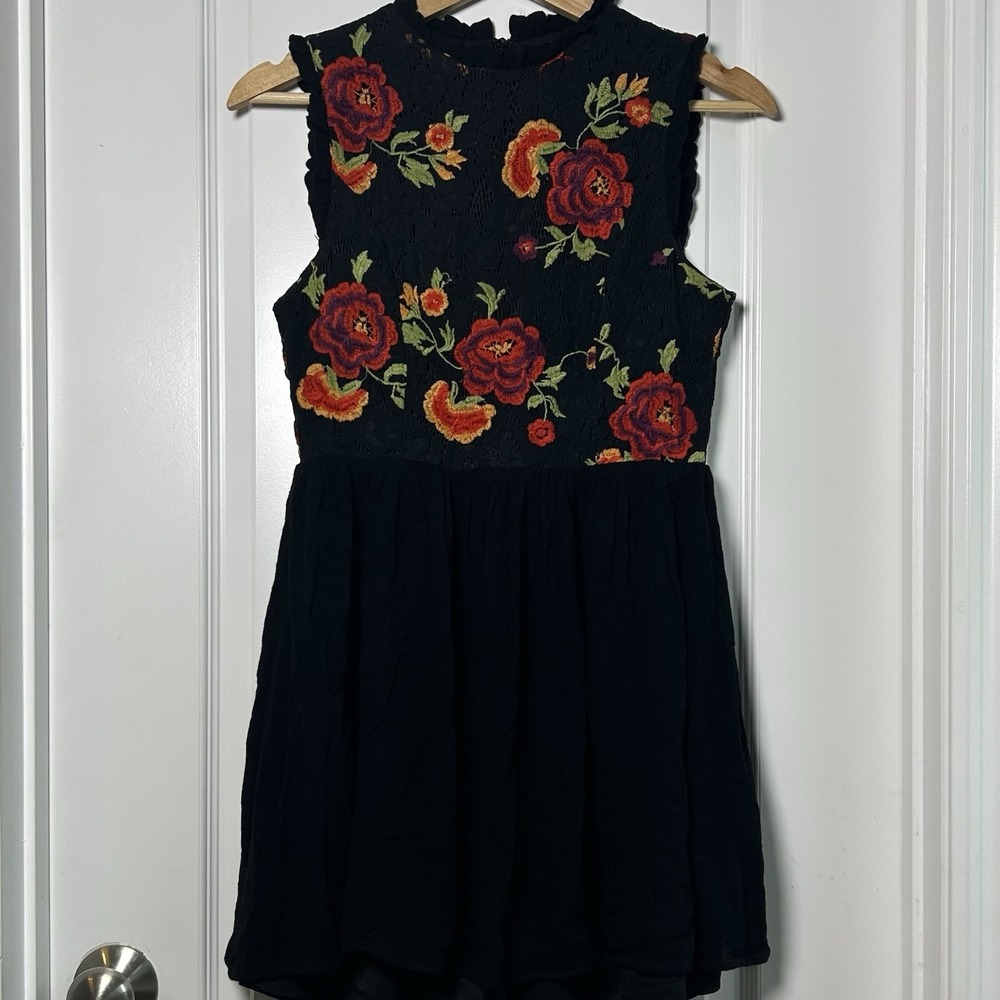 Altar'd State Black Rose Floral Embroidered Rose Tapestry Mock‎ Neck Mini Dress